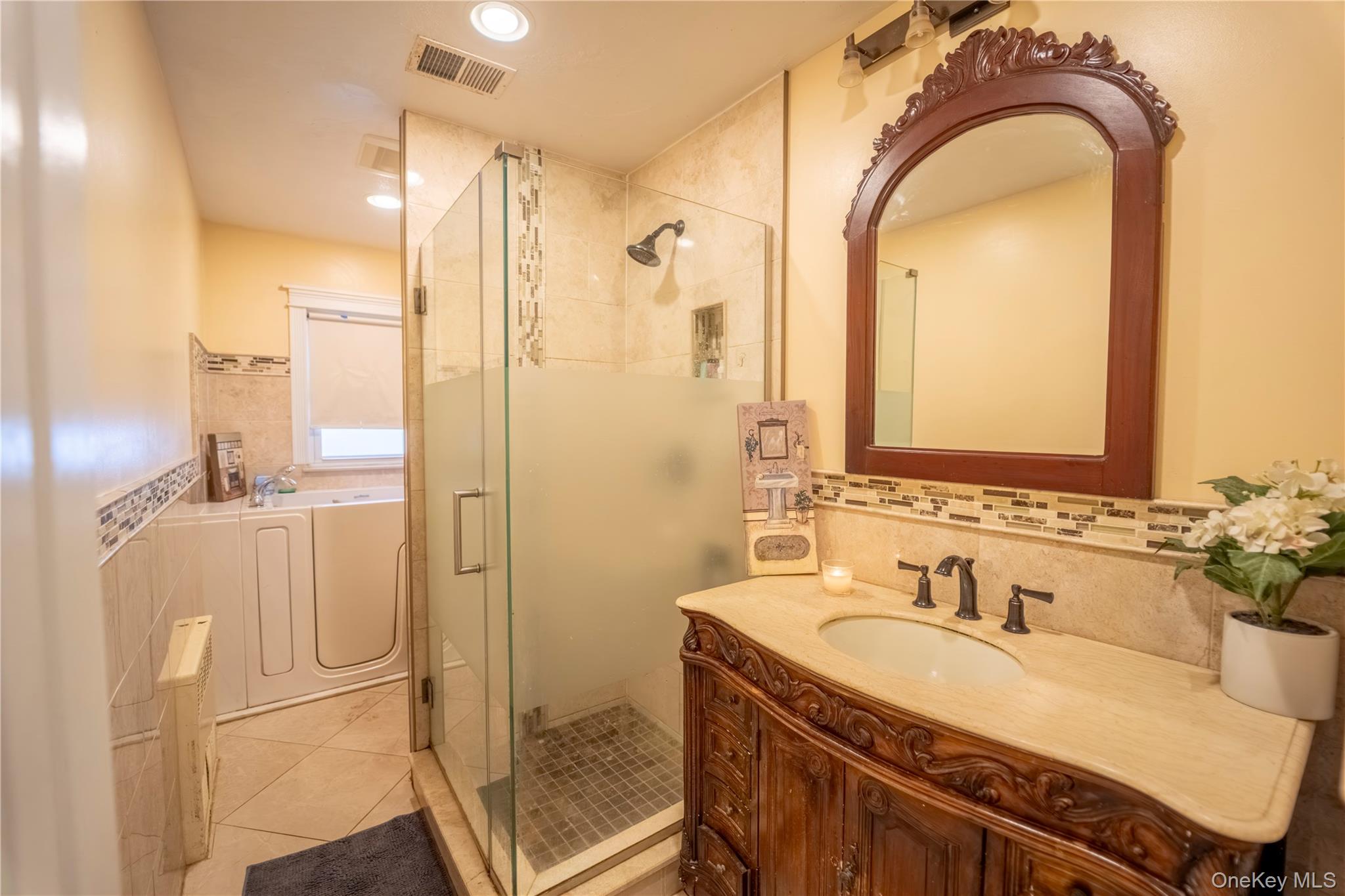 56 Suffolk Avenue, West Babylon, NY 11704