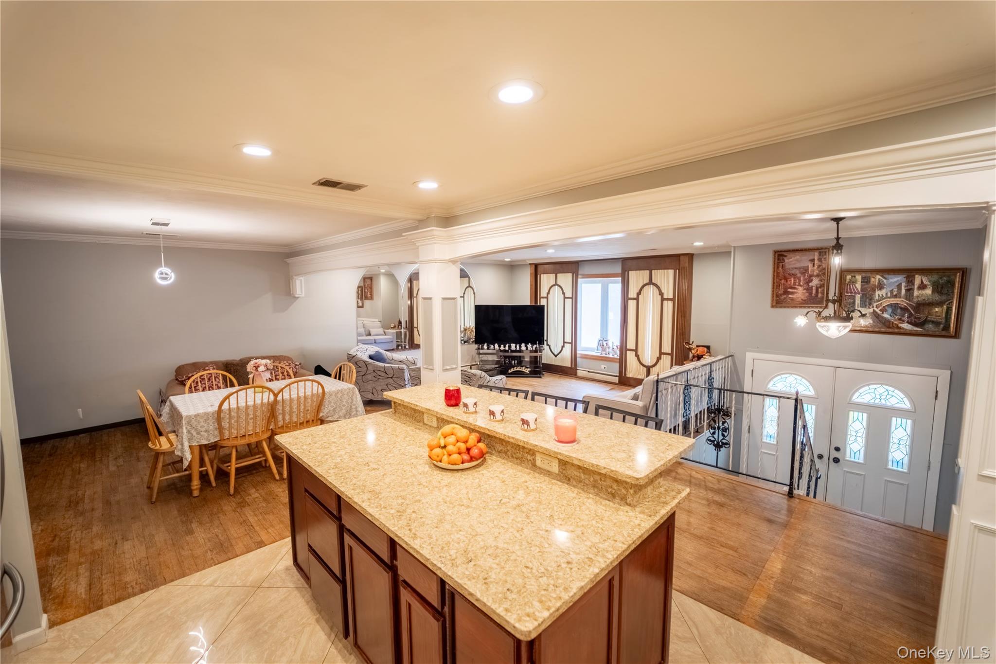 56 Suffolk Avenue, West Babylon, NY 11704