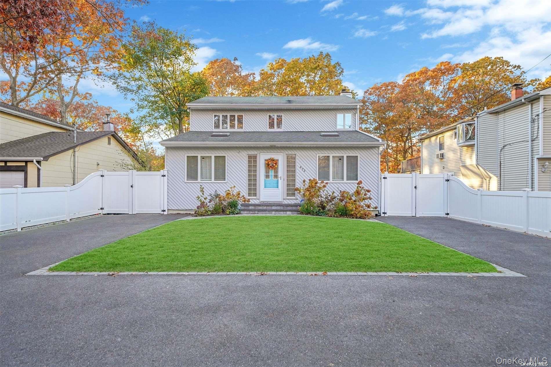 473 N Starlight Drive, Shirley, NY 11967