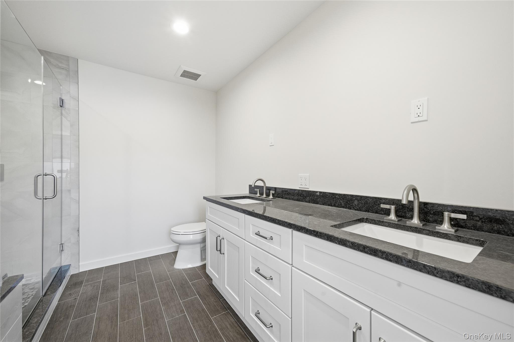 2 Fourth Avenue, Centereach, NY 11720