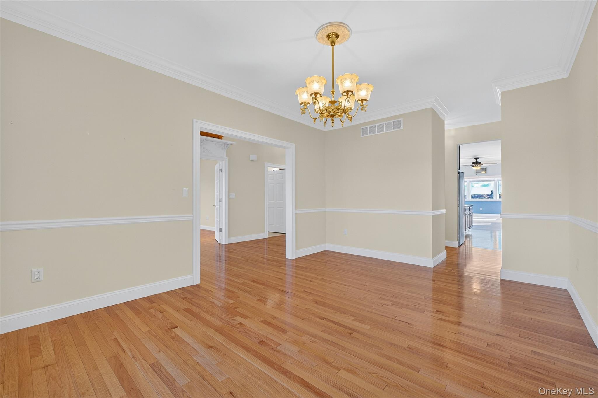 71 Ridgeline Drive, Poughkeepsie, NY 12603