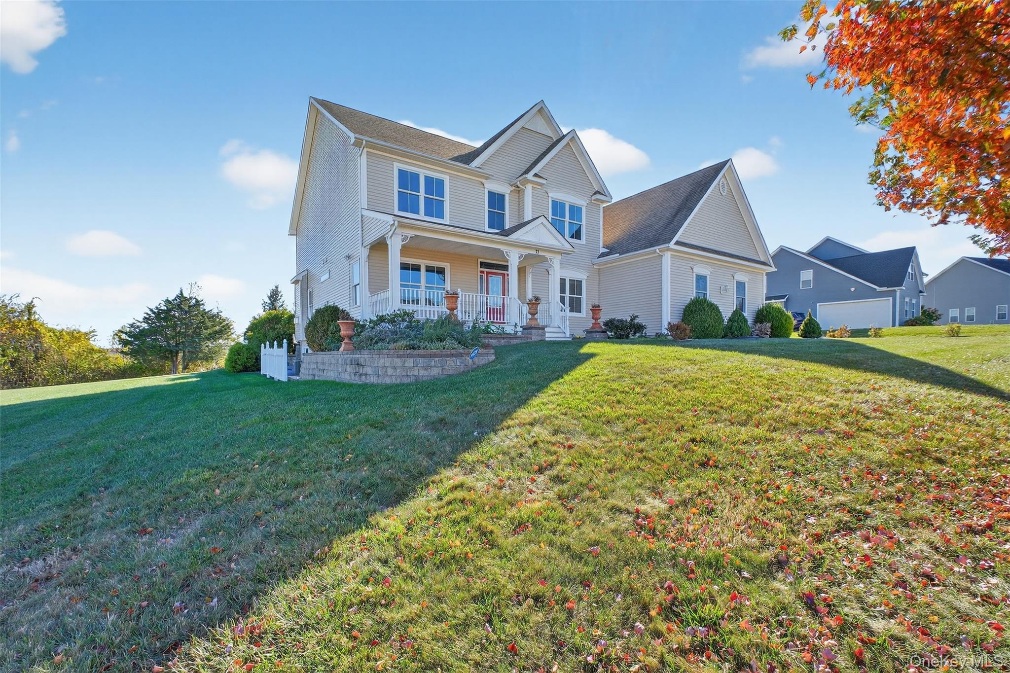 71 Ridgeline Drive, Poughkeepsie, NY 12603