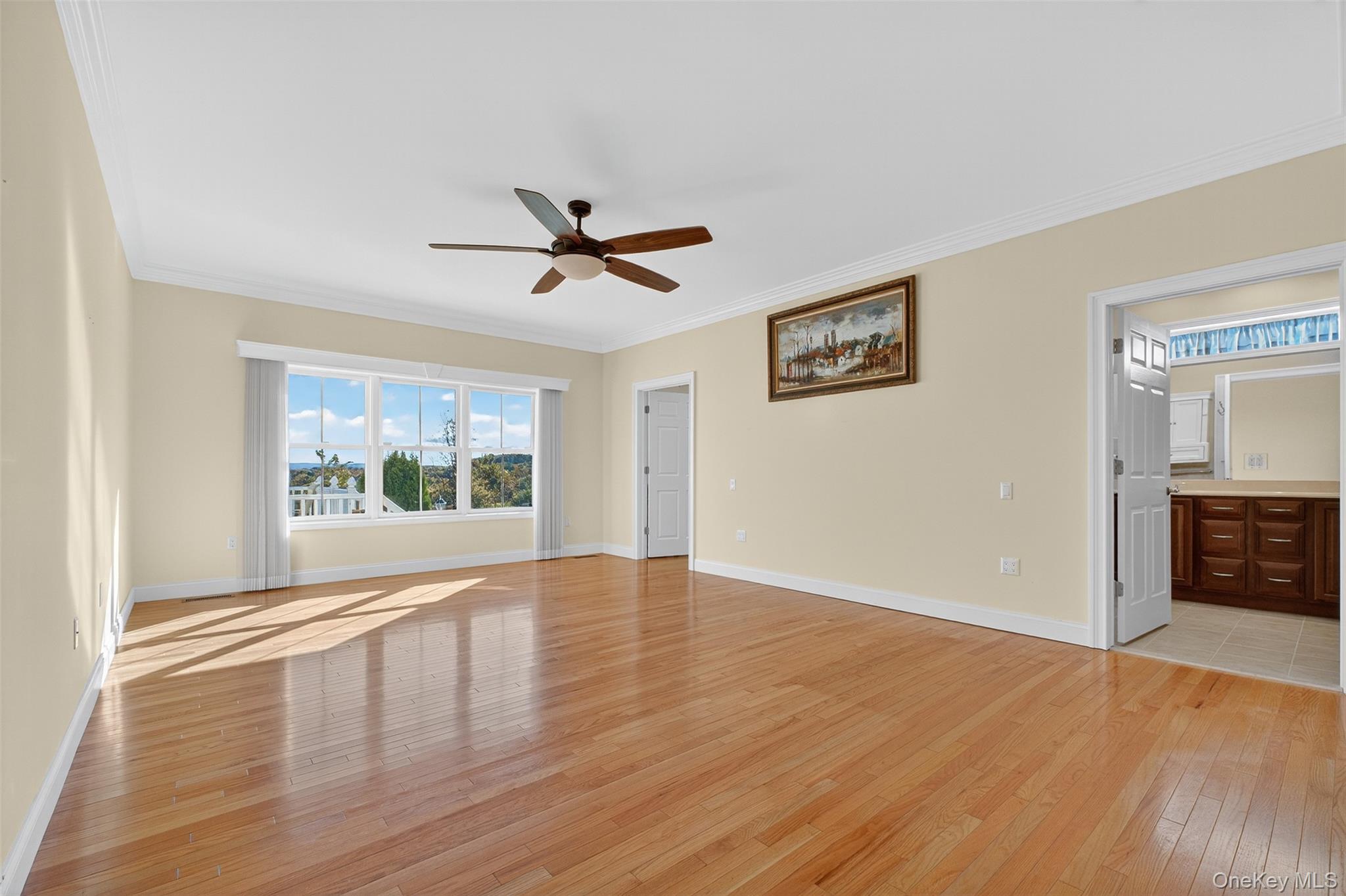 71 Ridgeline Drive, Poughkeepsie, NY 12603