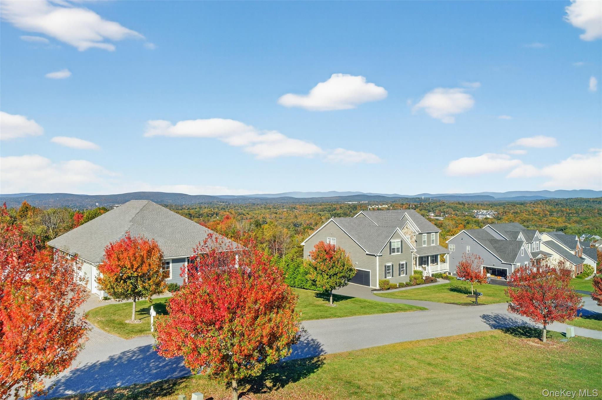 71 Ridgeline Drive, Poughkeepsie, NY 12603