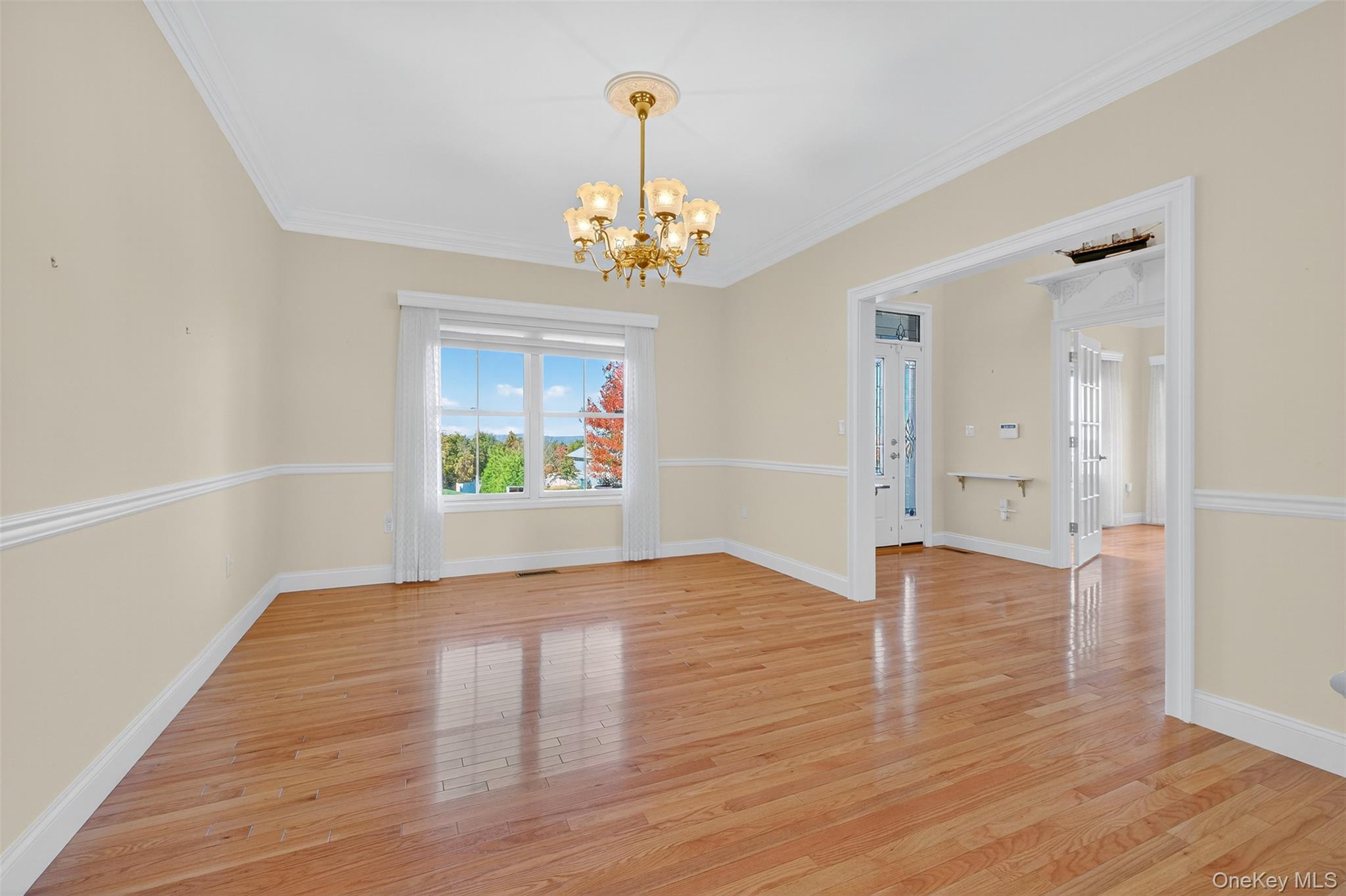 71 Ridgeline Drive, Poughkeepsie, NY 12603