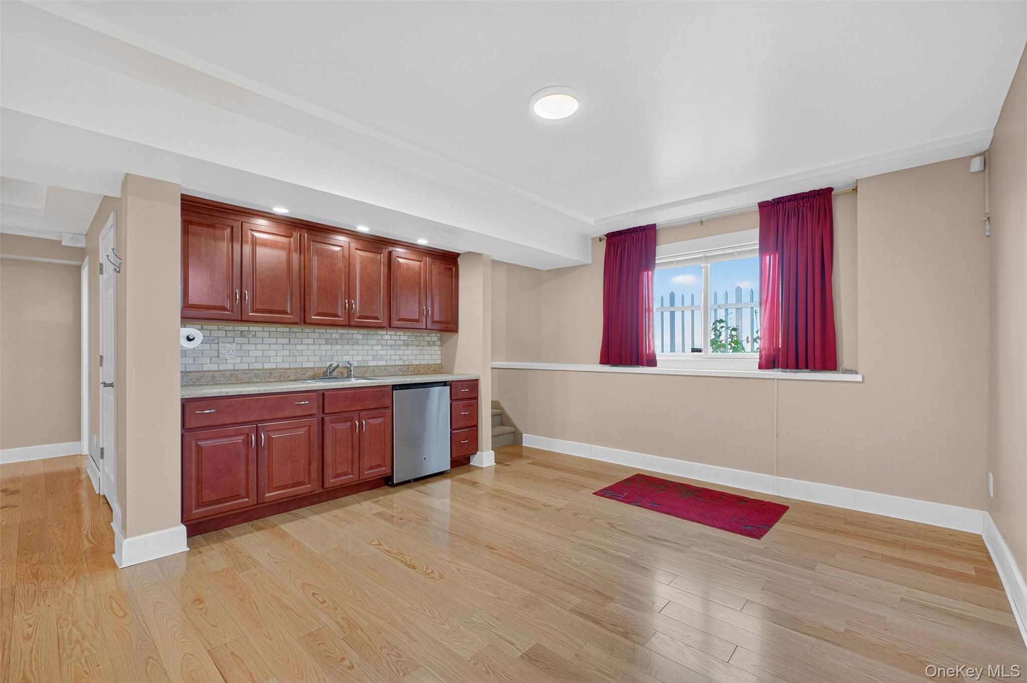 71 Ridgeline Drive, Poughkeepsie, NY 12603