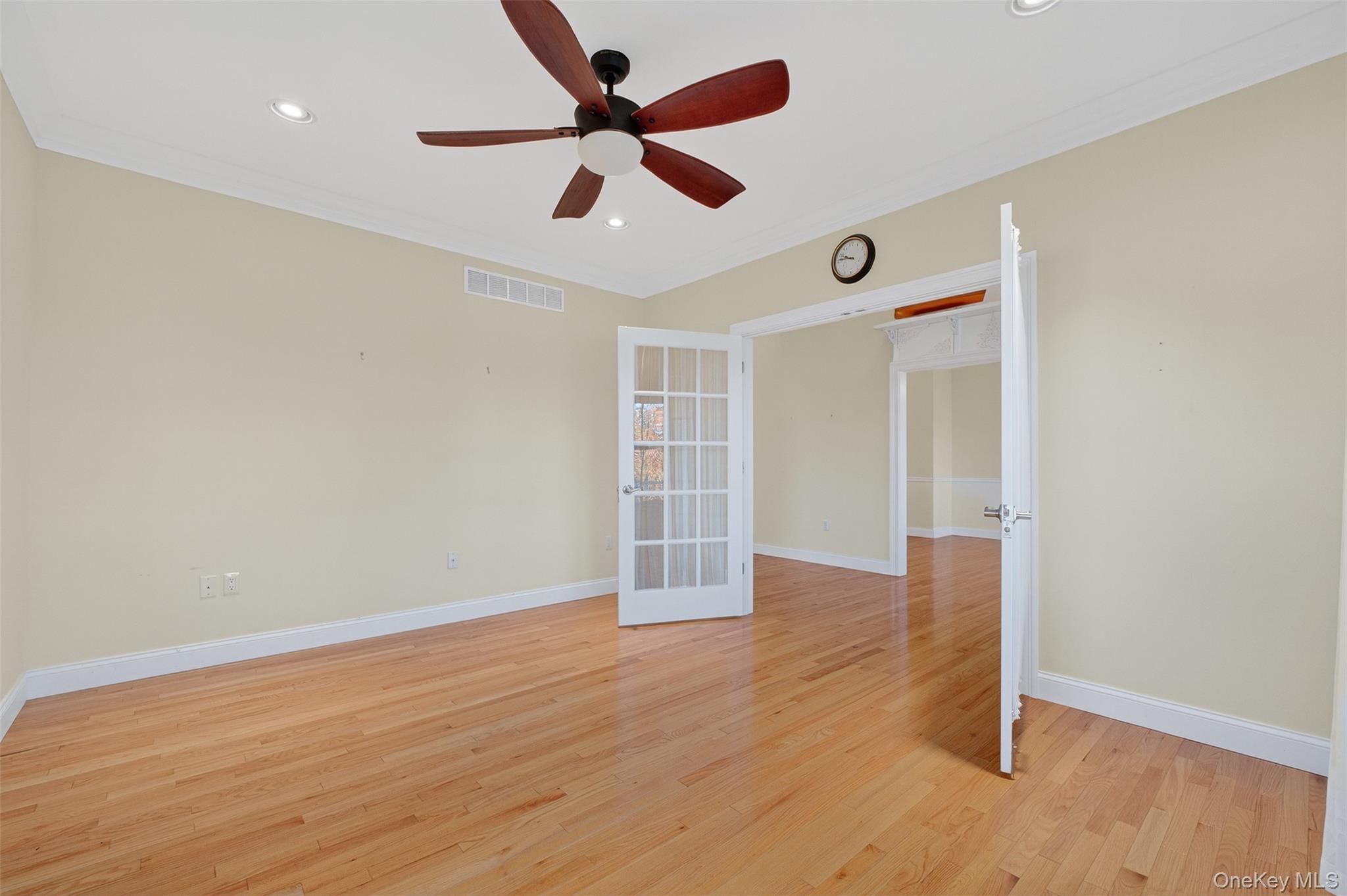 71 Ridgeline Drive, Poughkeepsie, NY 12603