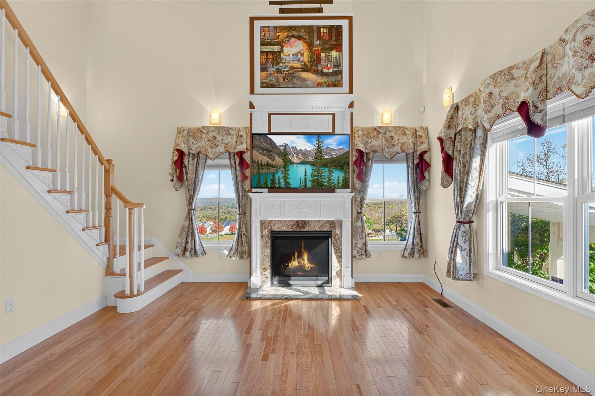 71 Ridgeline Drive, Poughkeepsie, NY 12603