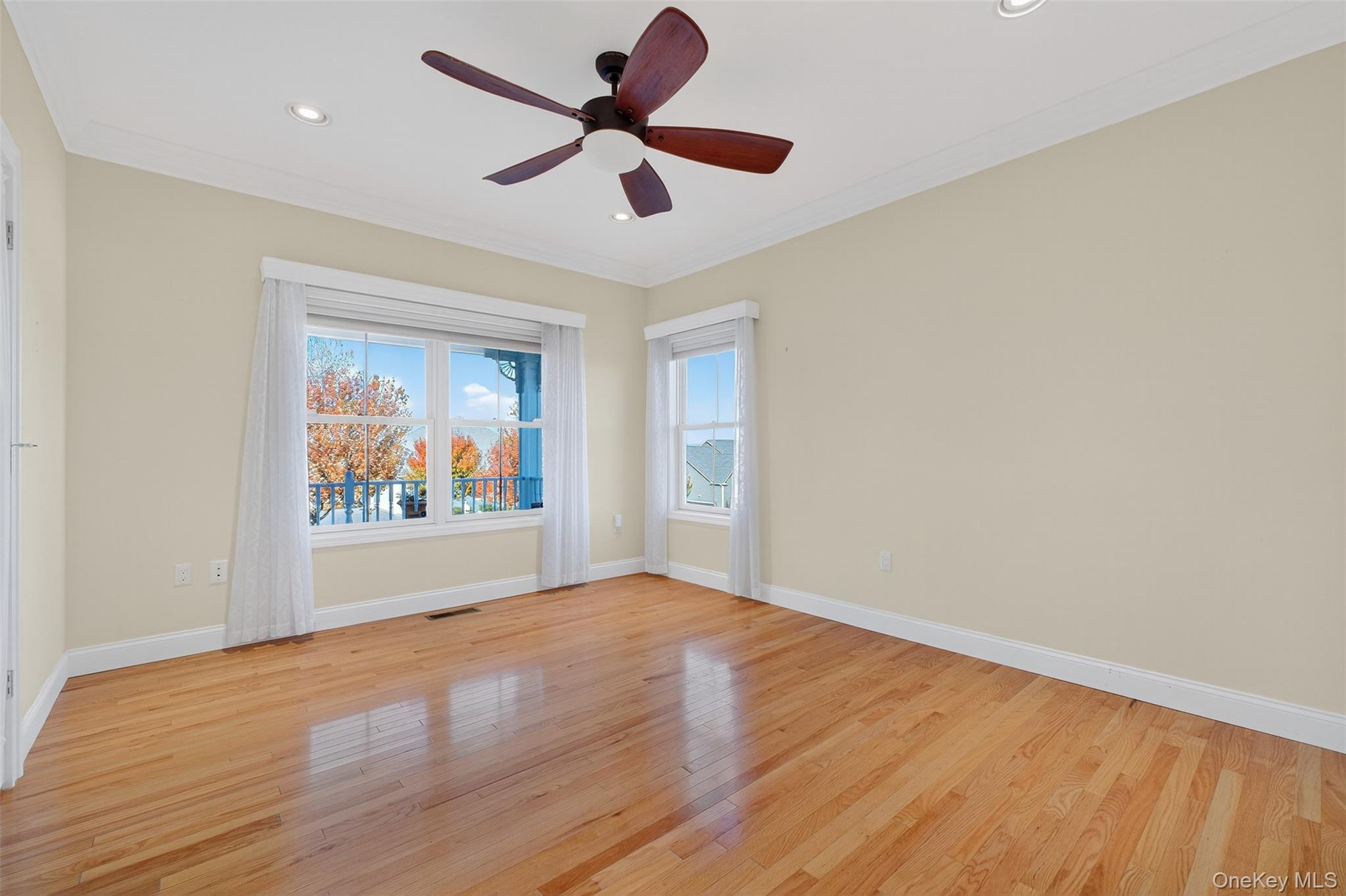 71 Ridgeline Drive, Poughkeepsie, NY 12603