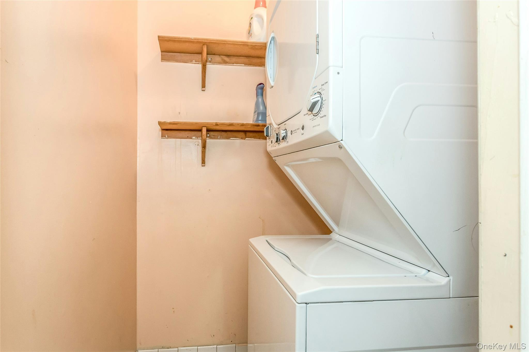 136 Albany Boulevard # 17E, Atlantic Beach, NY 11509