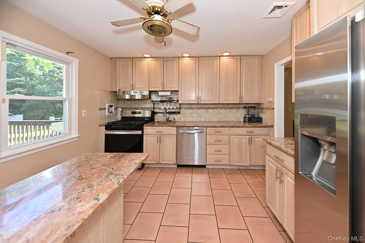 55 Montebello Road, Montebello, NY 10901