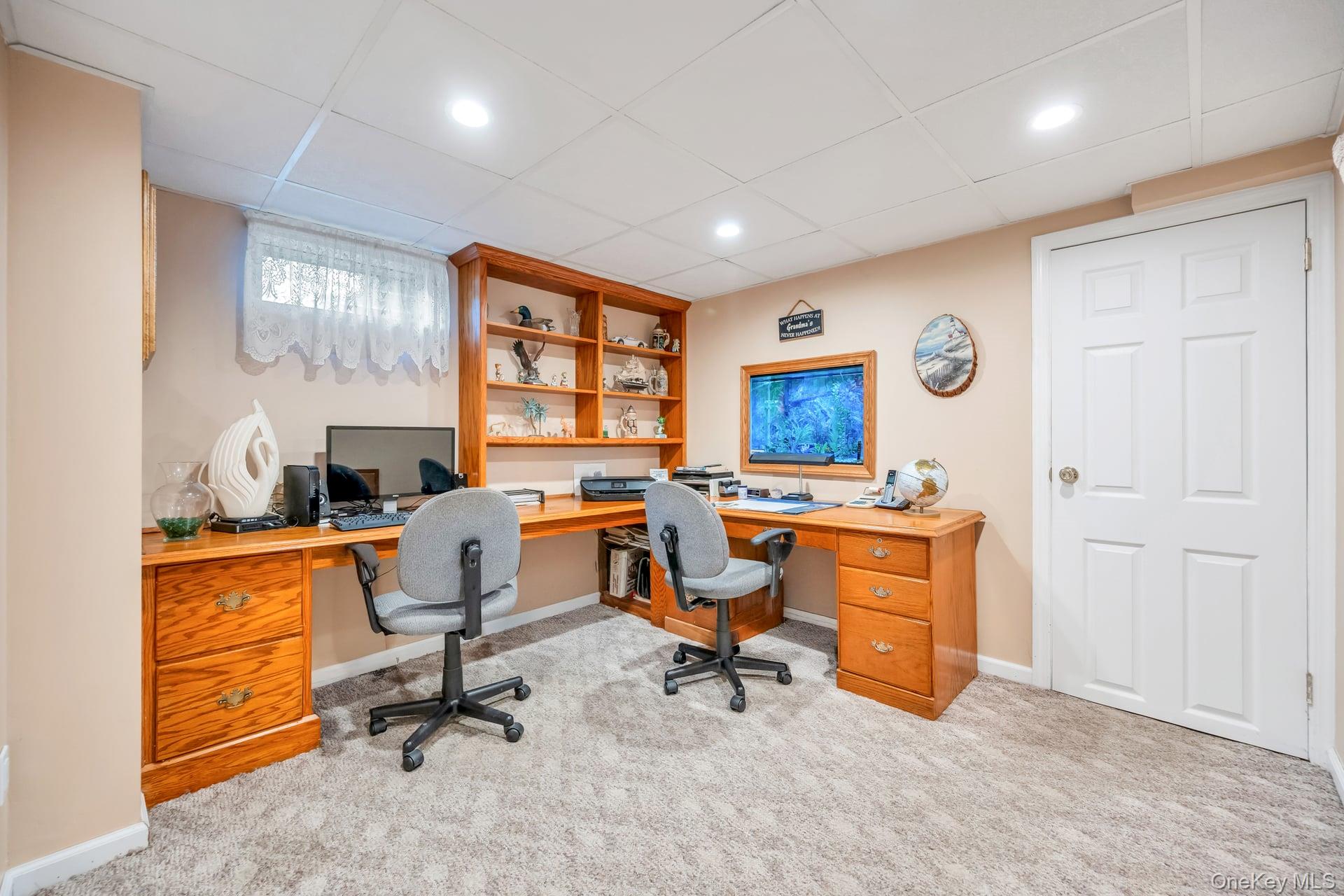 62 Vincent Road, Hicksville, NY 11801