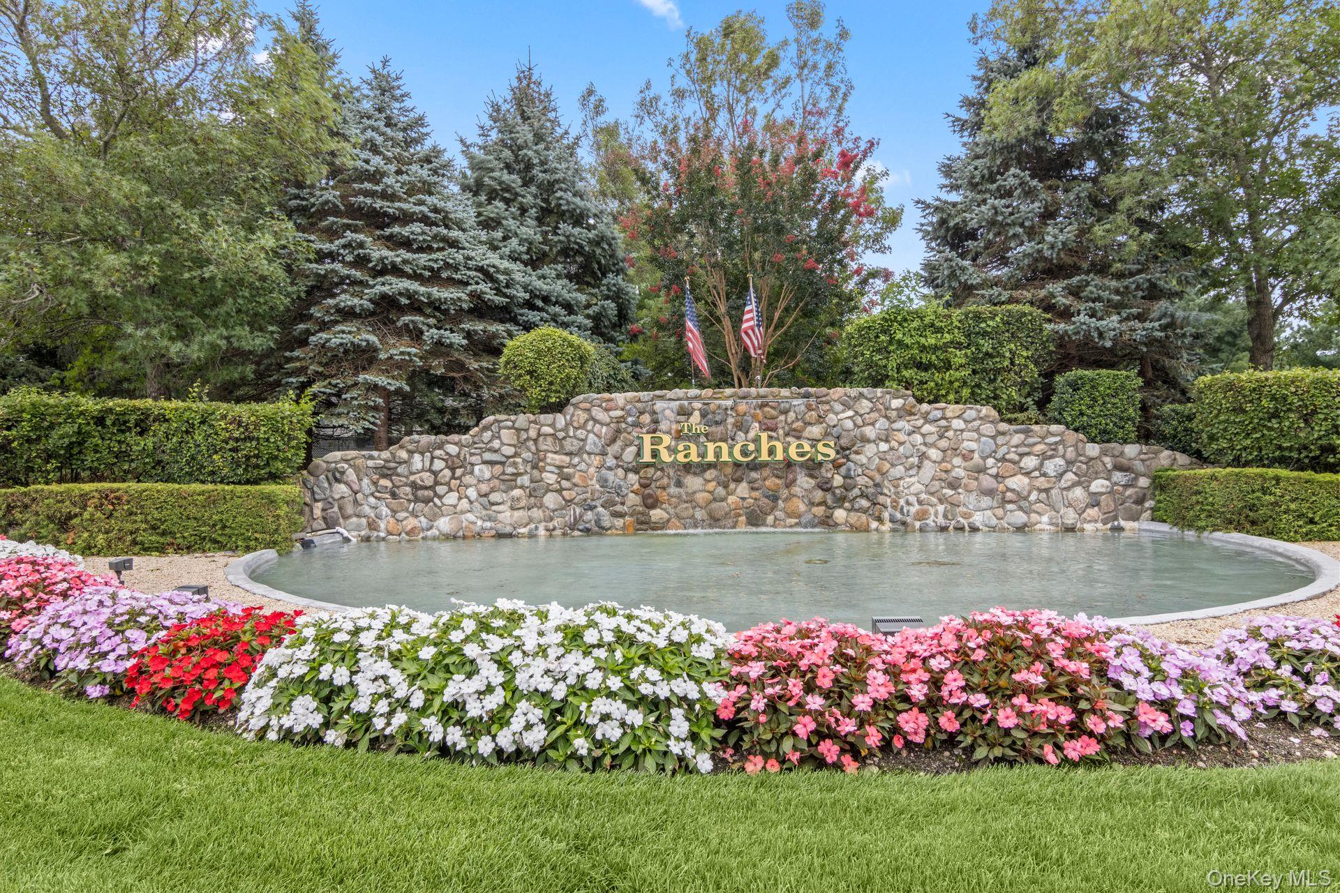 37 Constantine Way, Mount Sinai, NY 11766