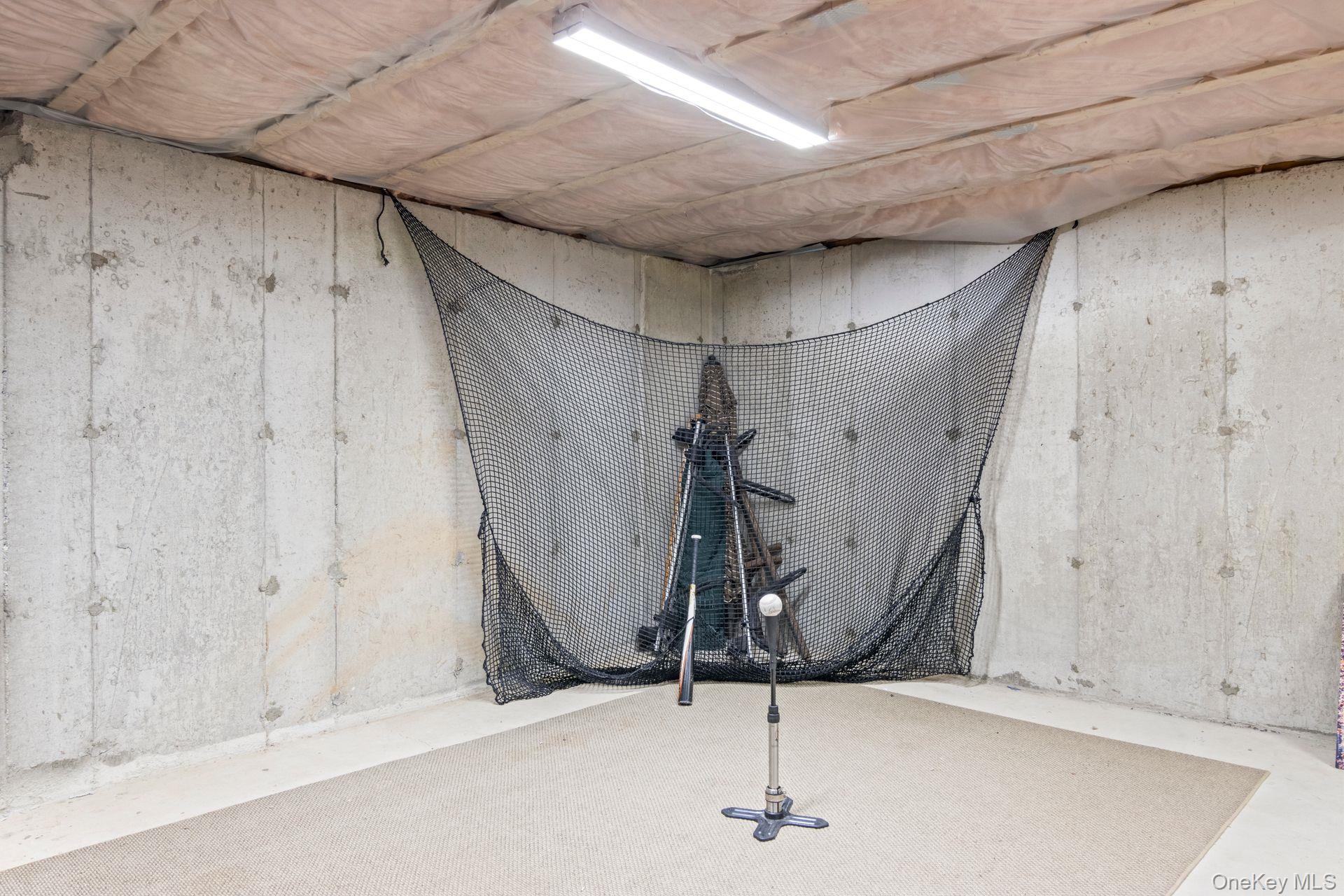 37 Constantine Way, Mount Sinai, NY 11766