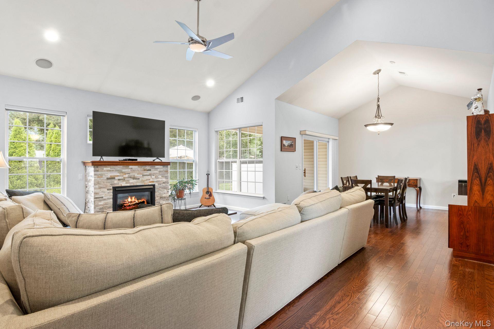 37 Constantine Way, Mount Sinai, NY 11766