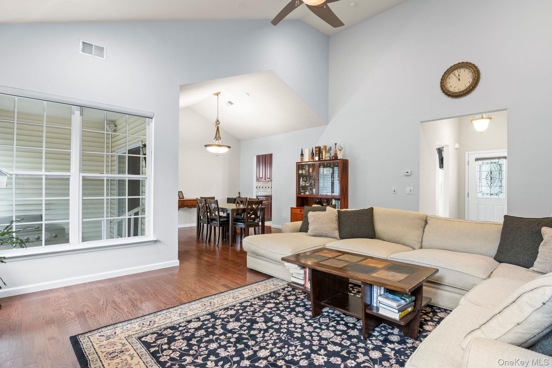 37 Constantine Way, Mount Sinai, NY 11766