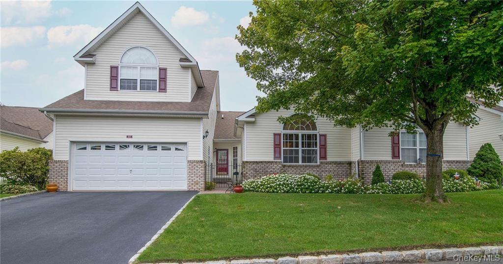 37 Constantine Way, Mount Sinai, NY 11766
