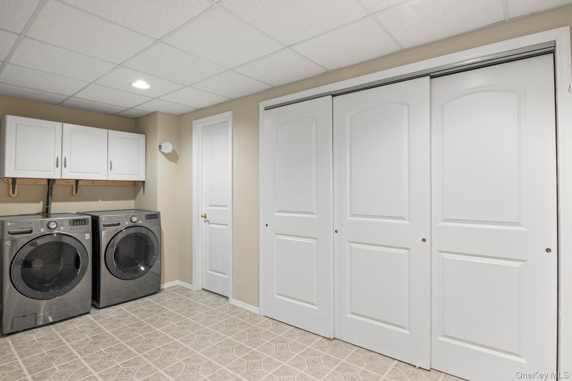 37 Constantine Way, Mount Sinai, NY 11766