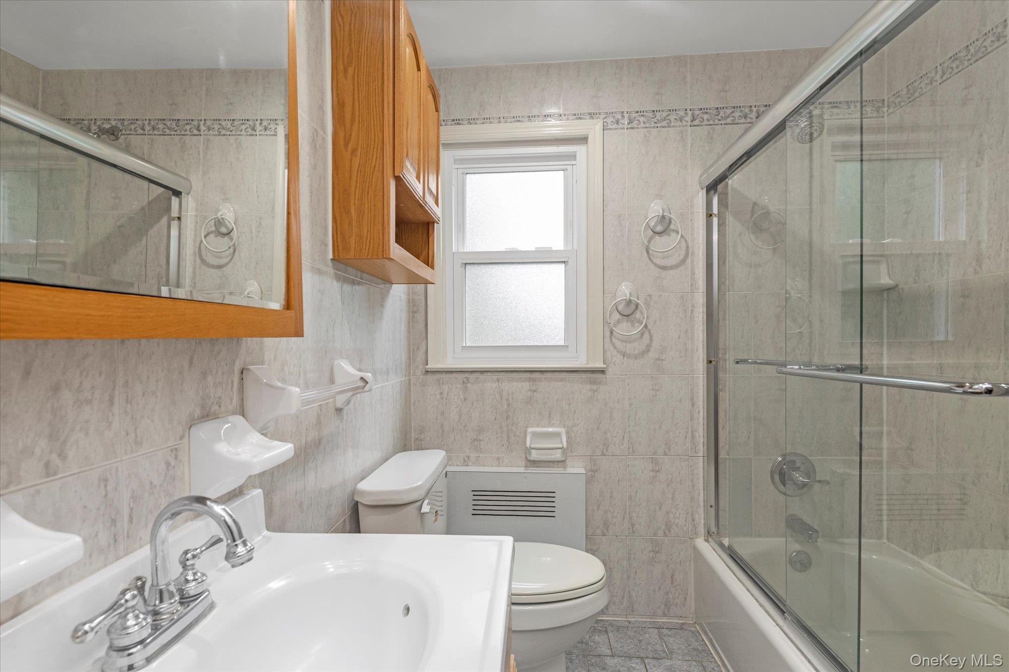 709 Carlyle Street, Woodmere, NY 11598