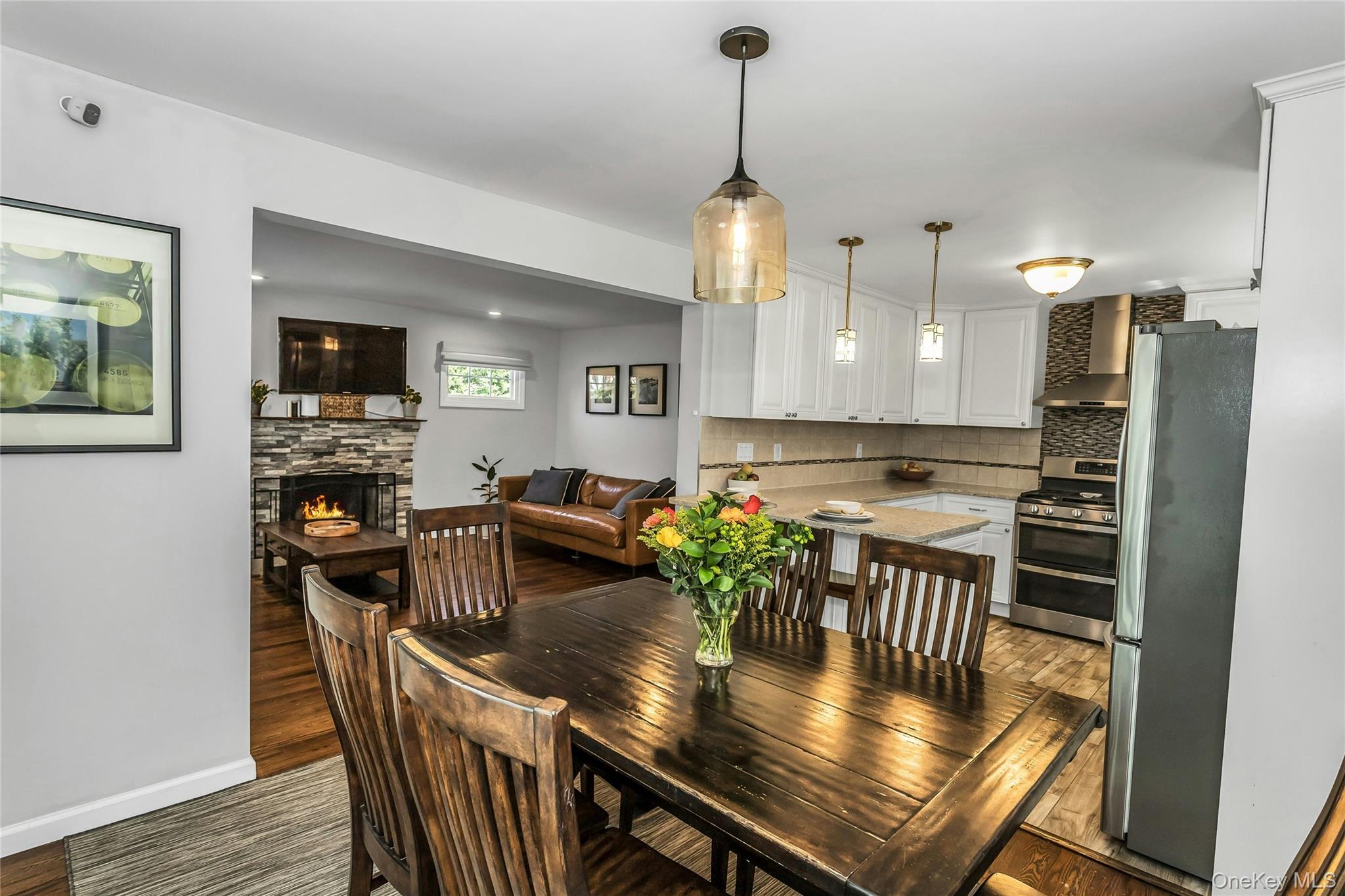 106 Scarcliffe Drive, Malverne, NY 11565