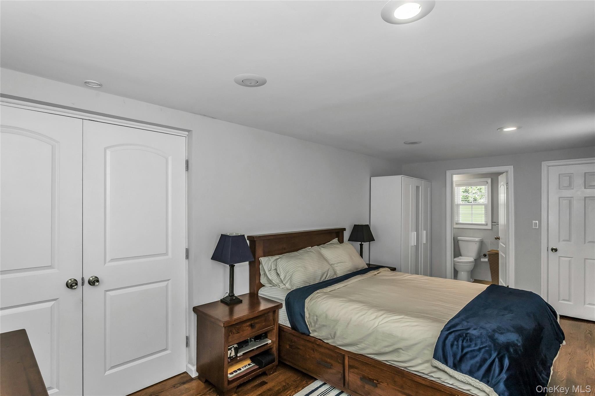 106 Scarcliffe Drive, Malverne, NY 11565