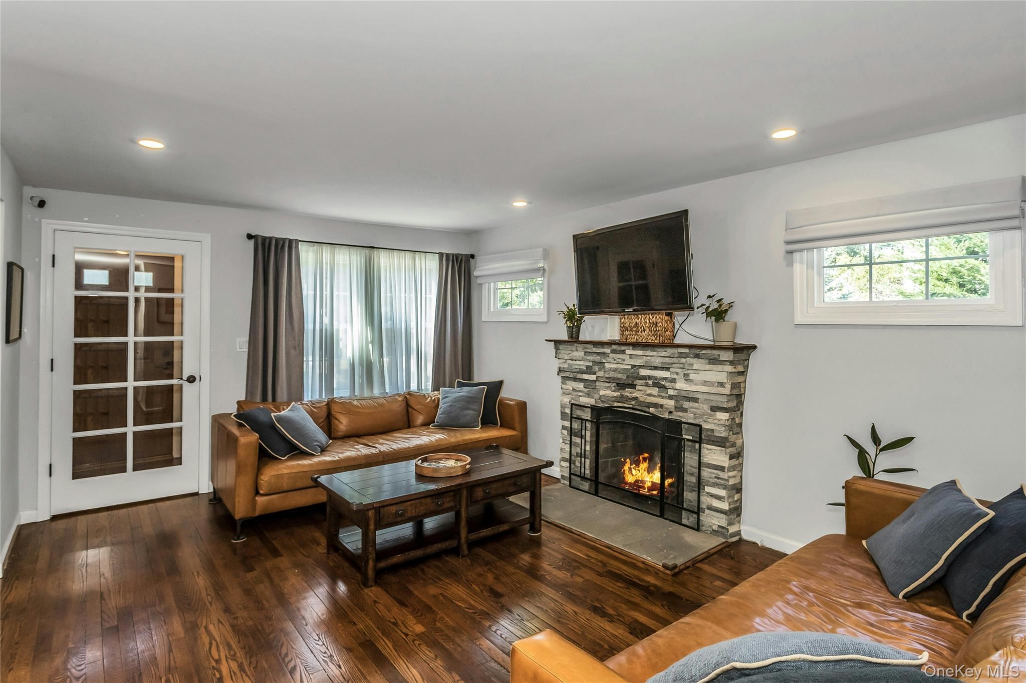 106 Scarcliffe Drive, Malverne, NY 11565