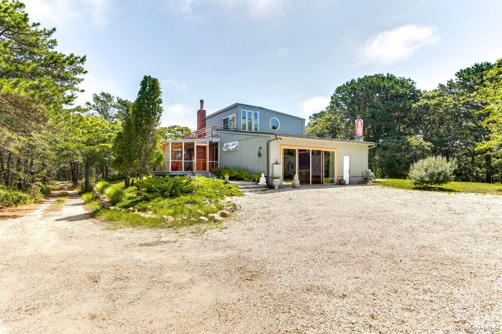 320 Shore Road, Amagansett, NY 11930