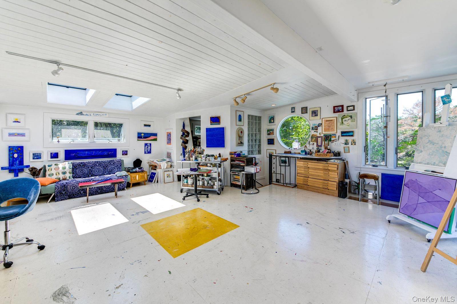 320 Shore Road, Amagansett, NY 11930