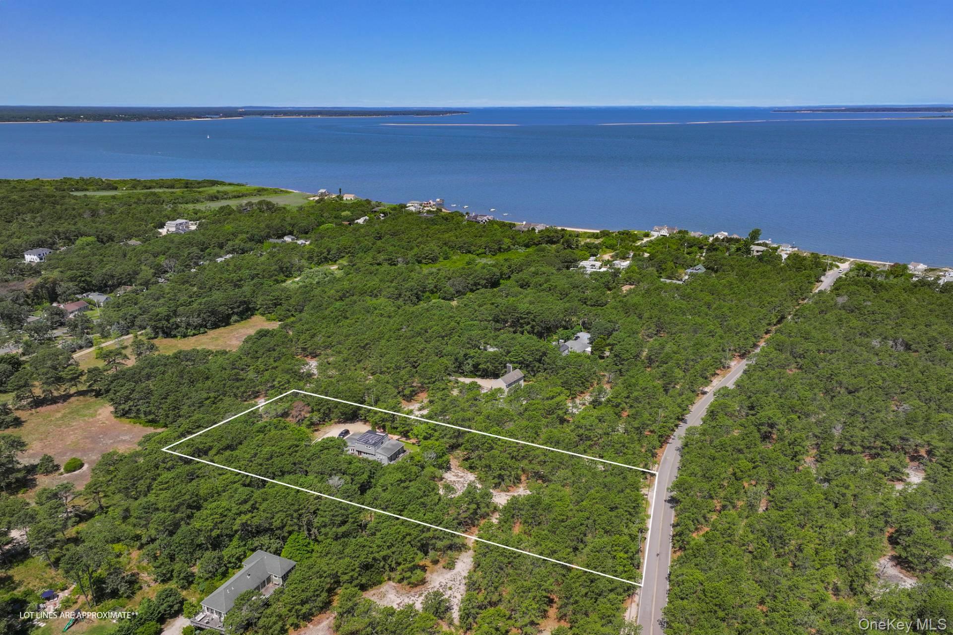 320 Shore Road, Amagansett, NY 11930