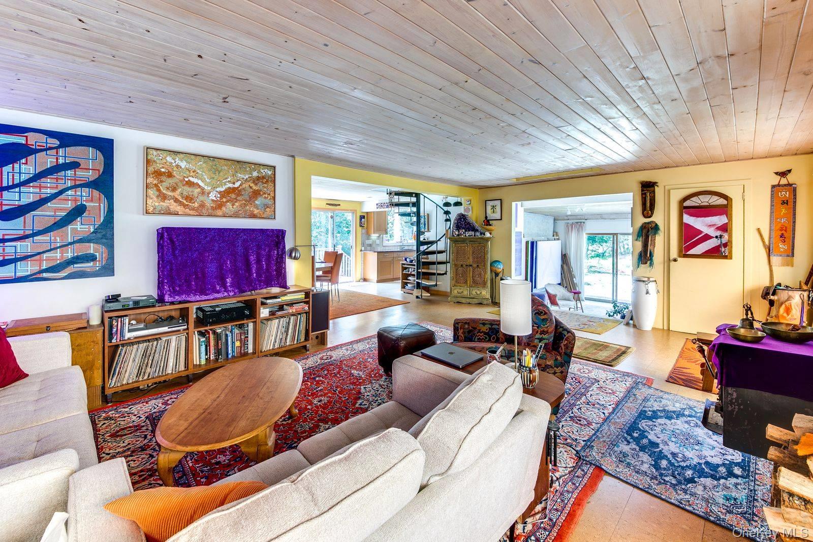 320 Shore Road, Amagansett, NY 11930