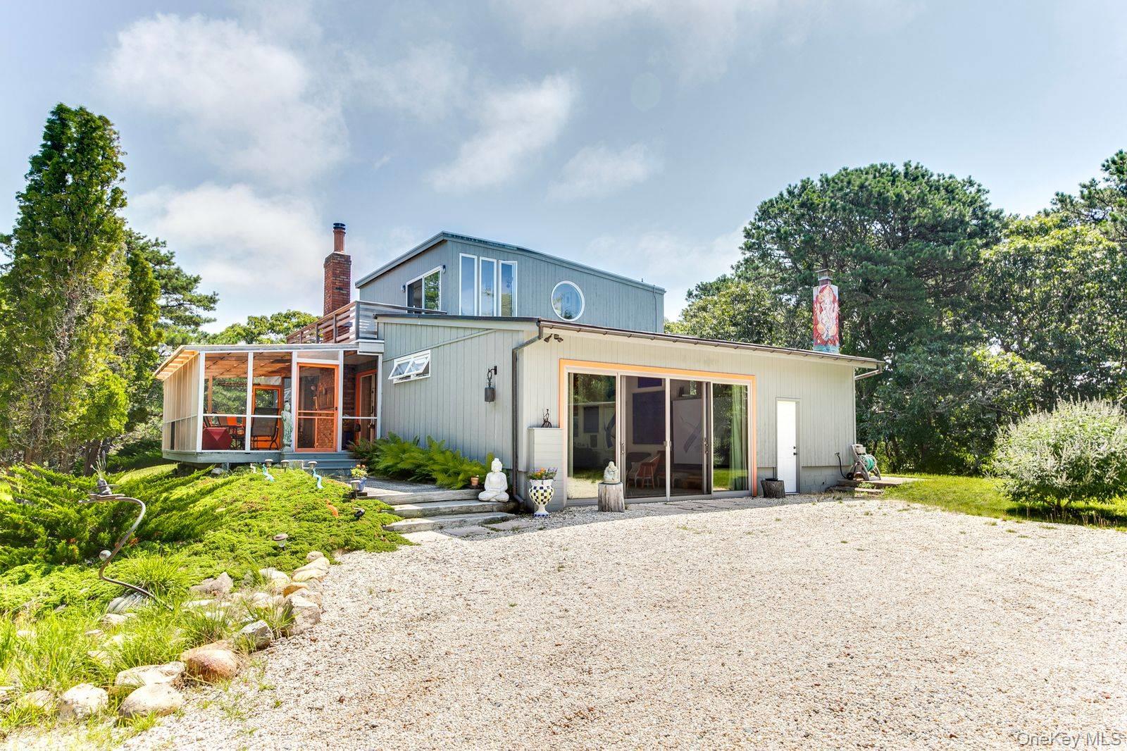 320 Shore Road, Amagansett, NY 11930