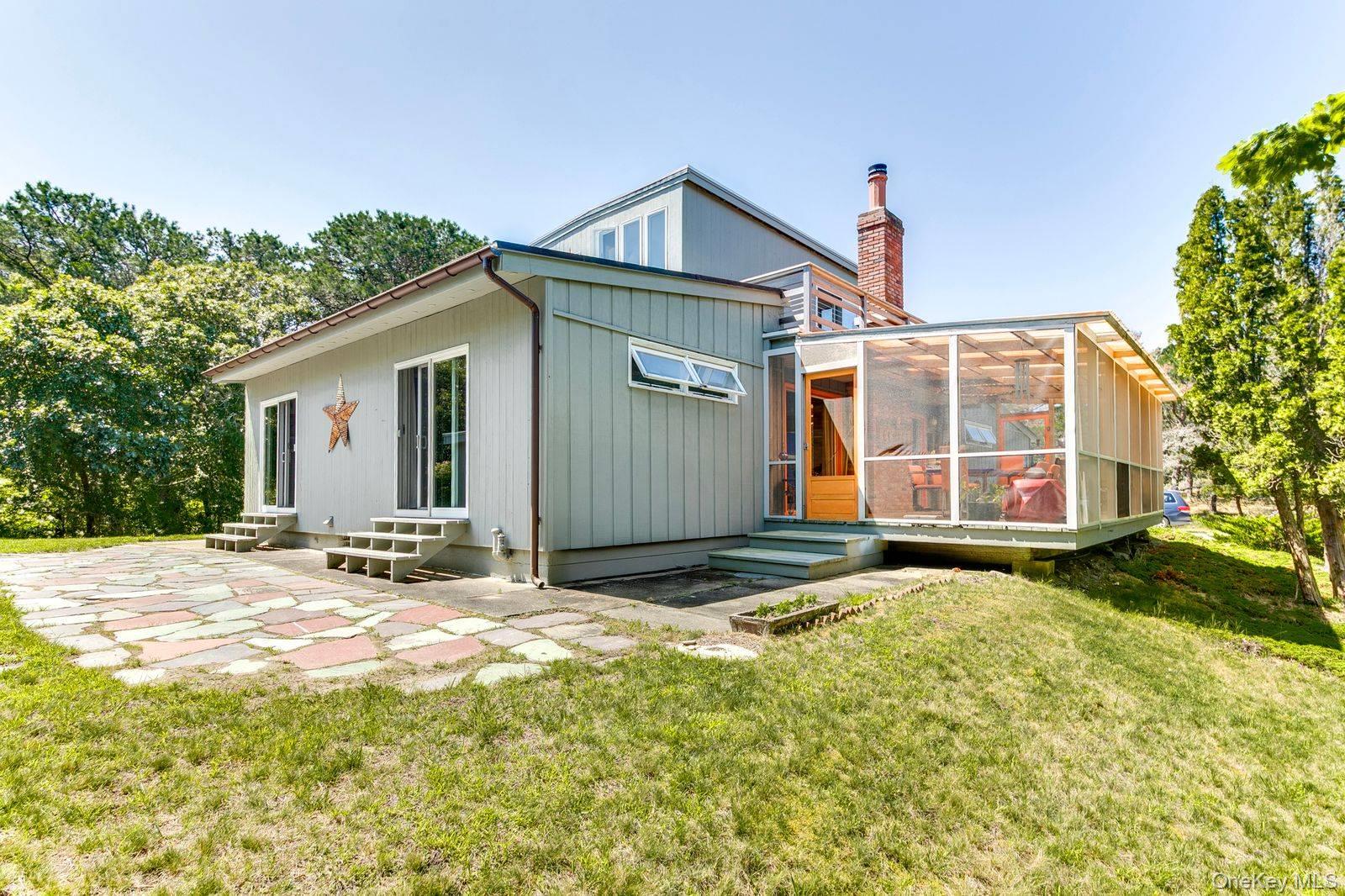 320 Shore Road, Amagansett, NY 11930