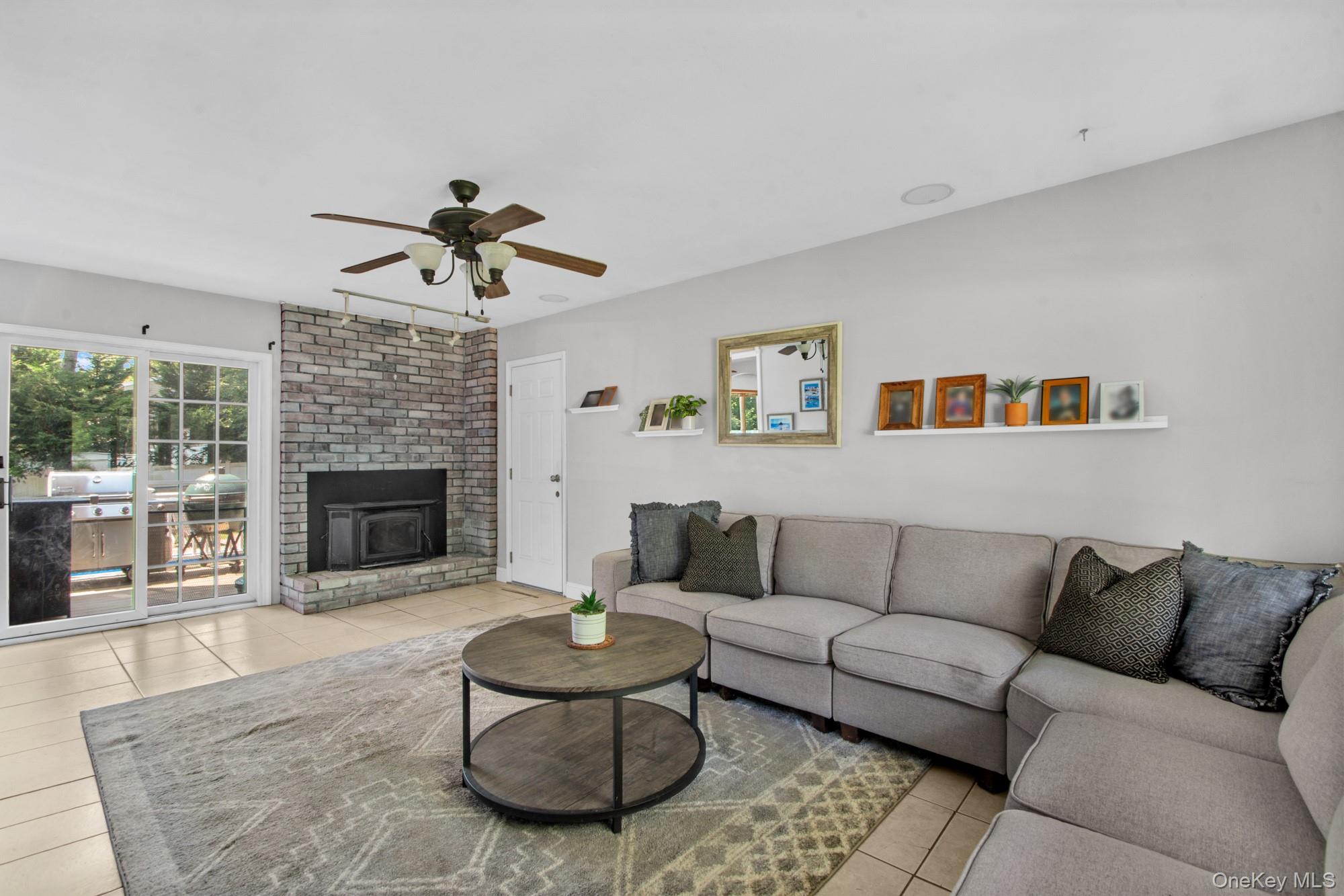 274 Mount Pleasant Road, Hauppauge, NY 11788