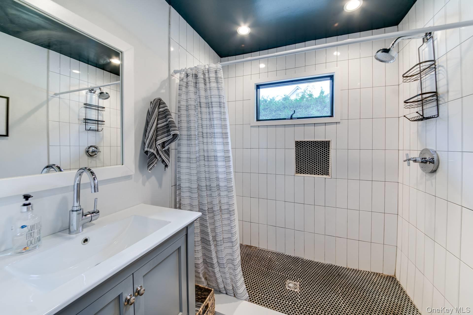 13 McGuirk Street, East Hampton, NY 11937