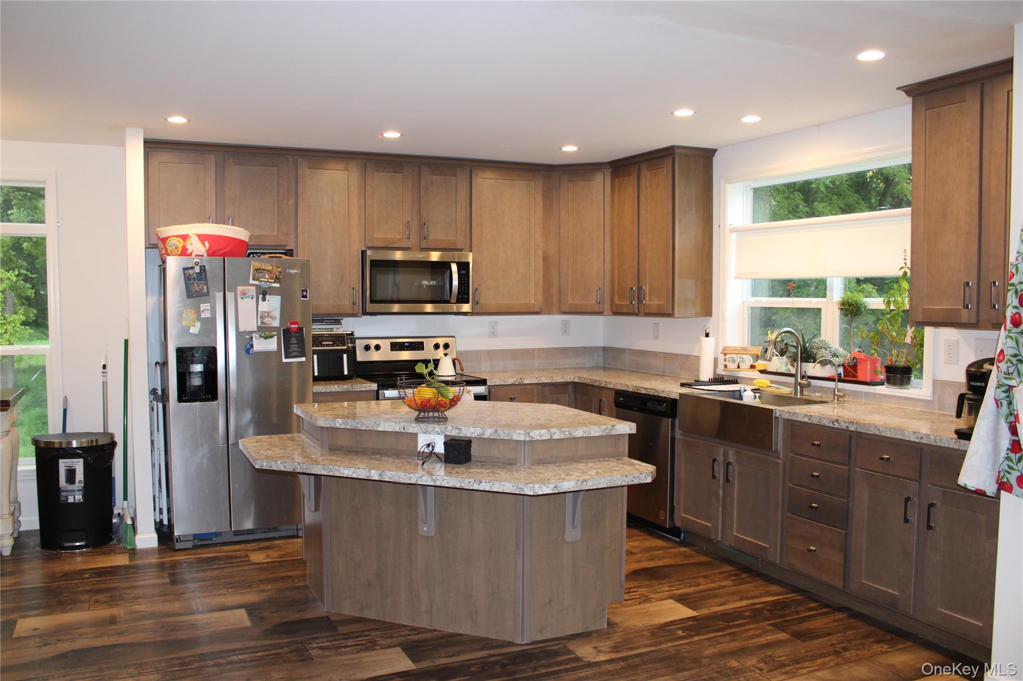 155 Metzger Road, Red Hook, NY 12571