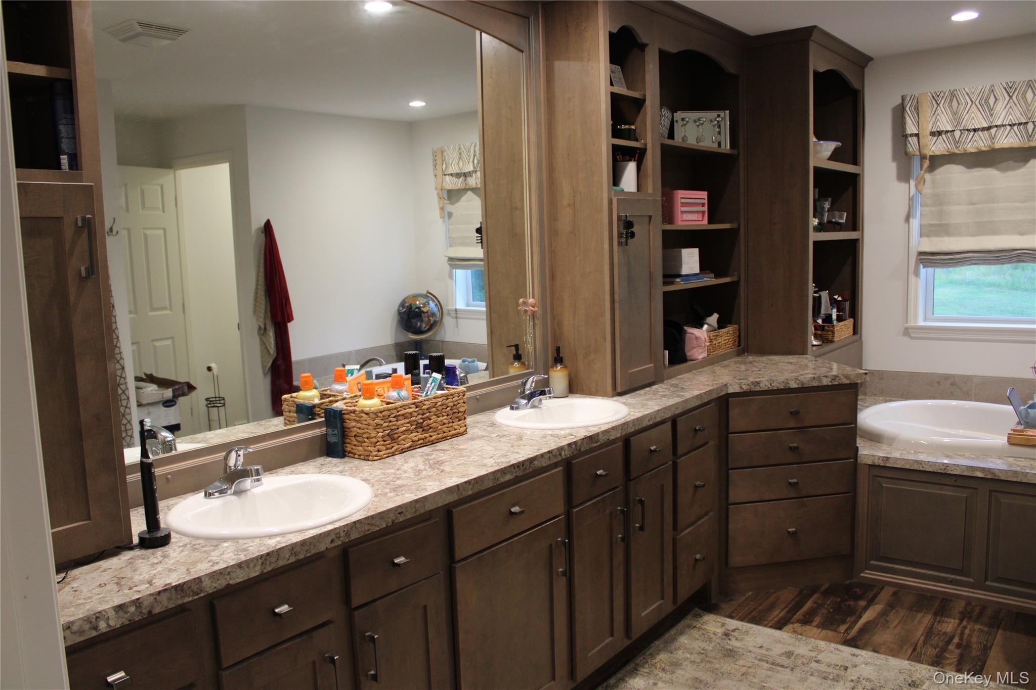 155 Metzger Road, Red Hook, NY 12571