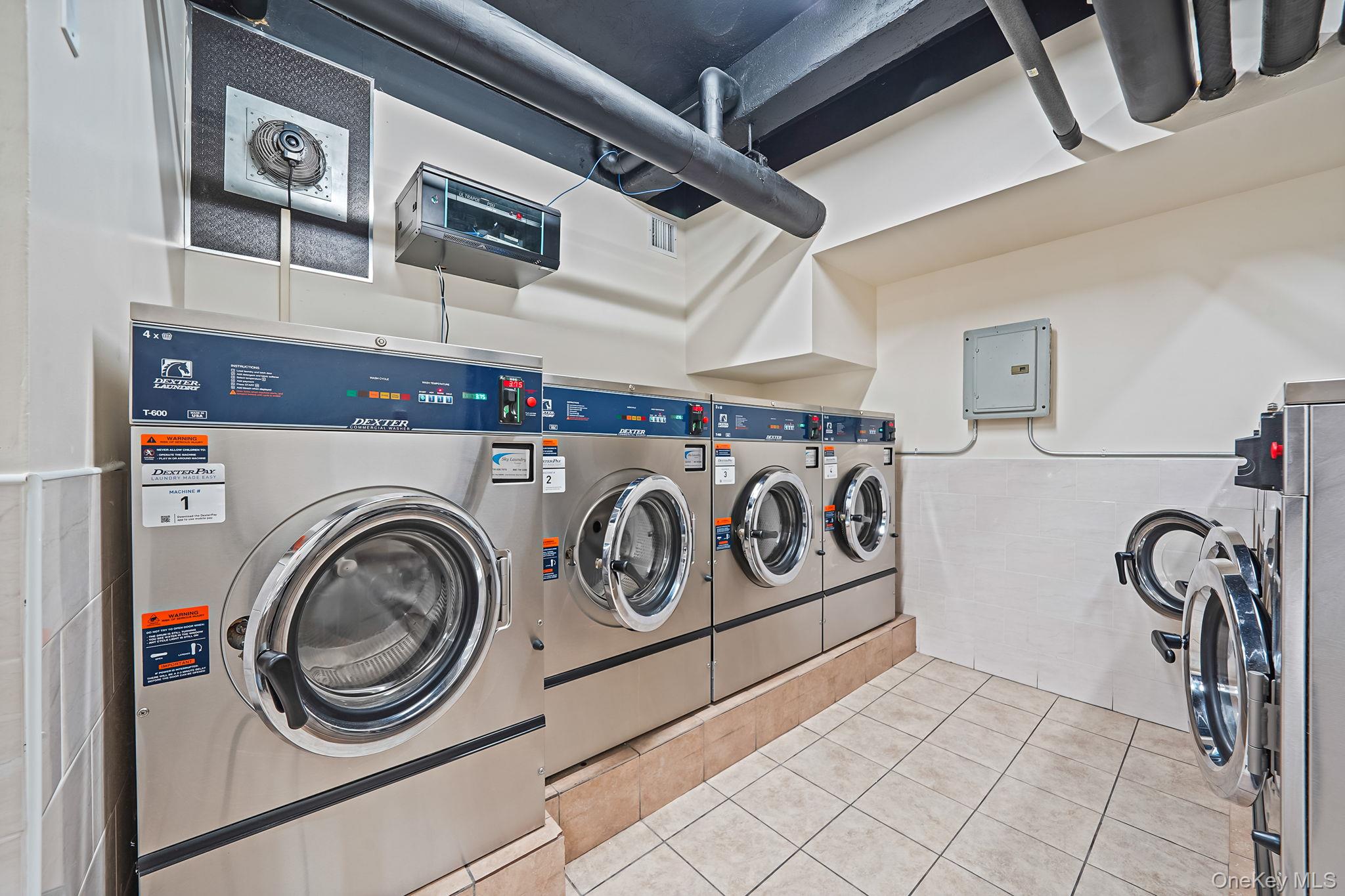 67-50 Thornton Place # 4U, Forest Hills, NY 11375