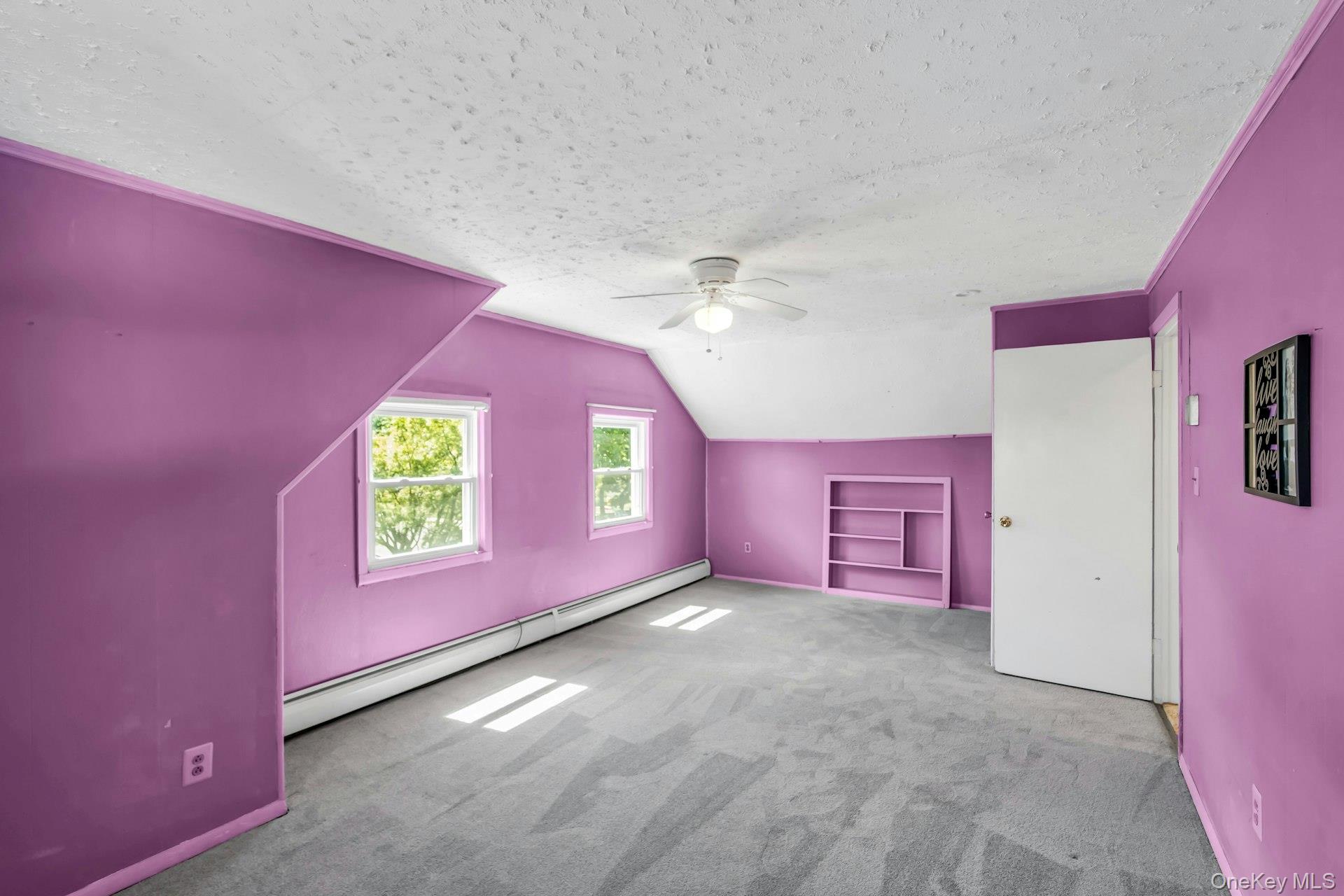 7 Tanager Lane, Levittown, NY 11756