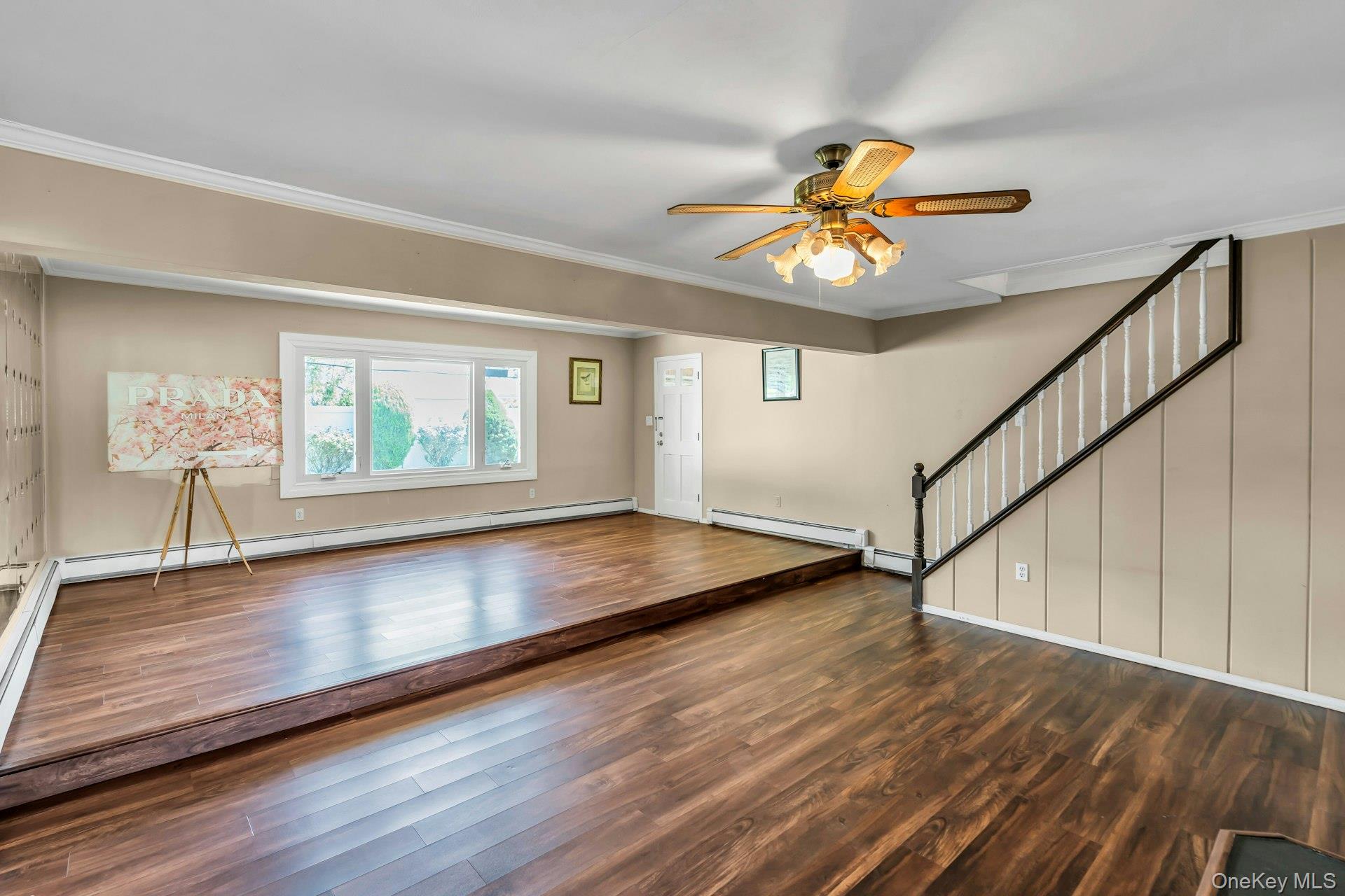 7 Tanager Lane, Levittown, NY 11756