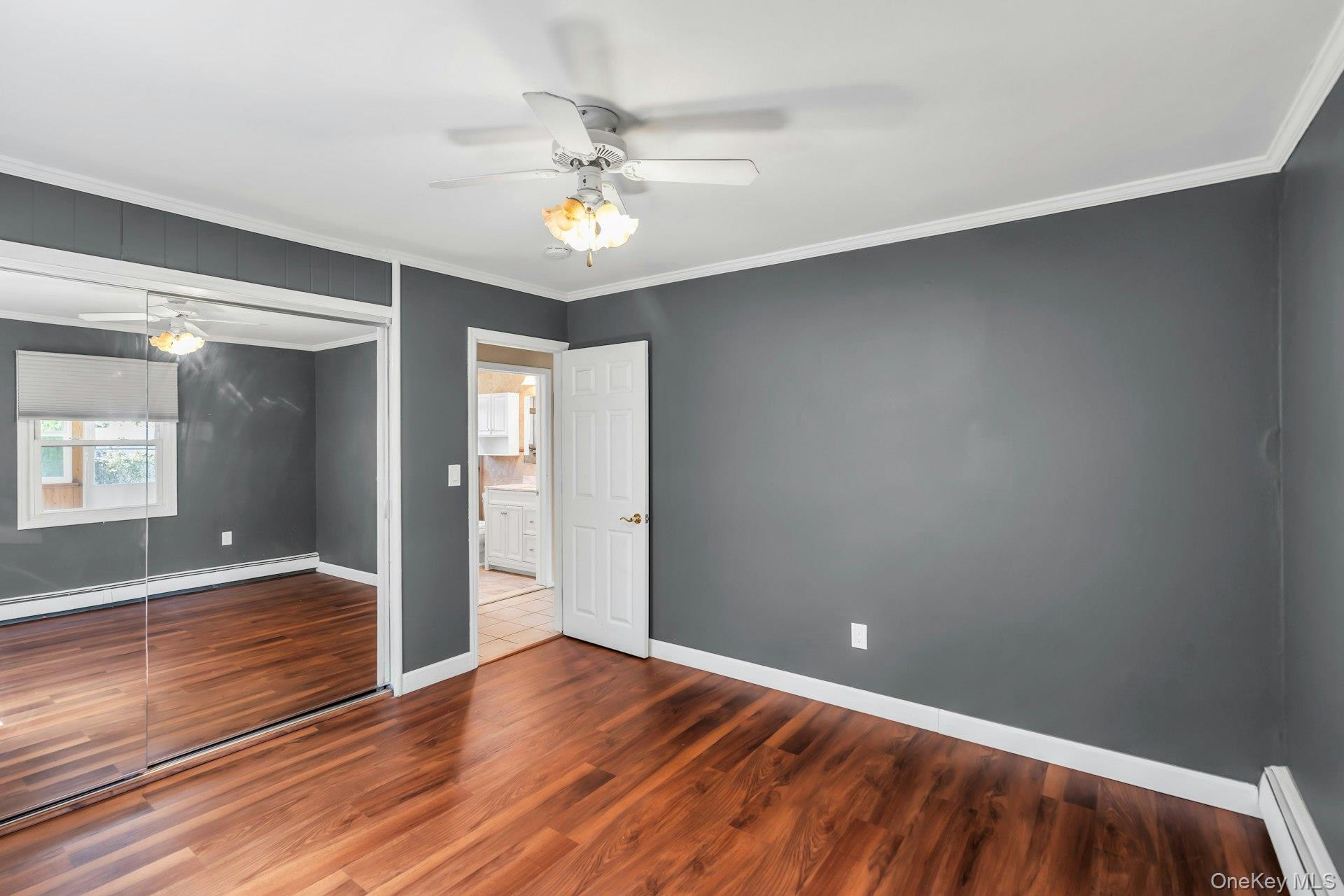 7 Tanager Lane, Levittown, NY 11756