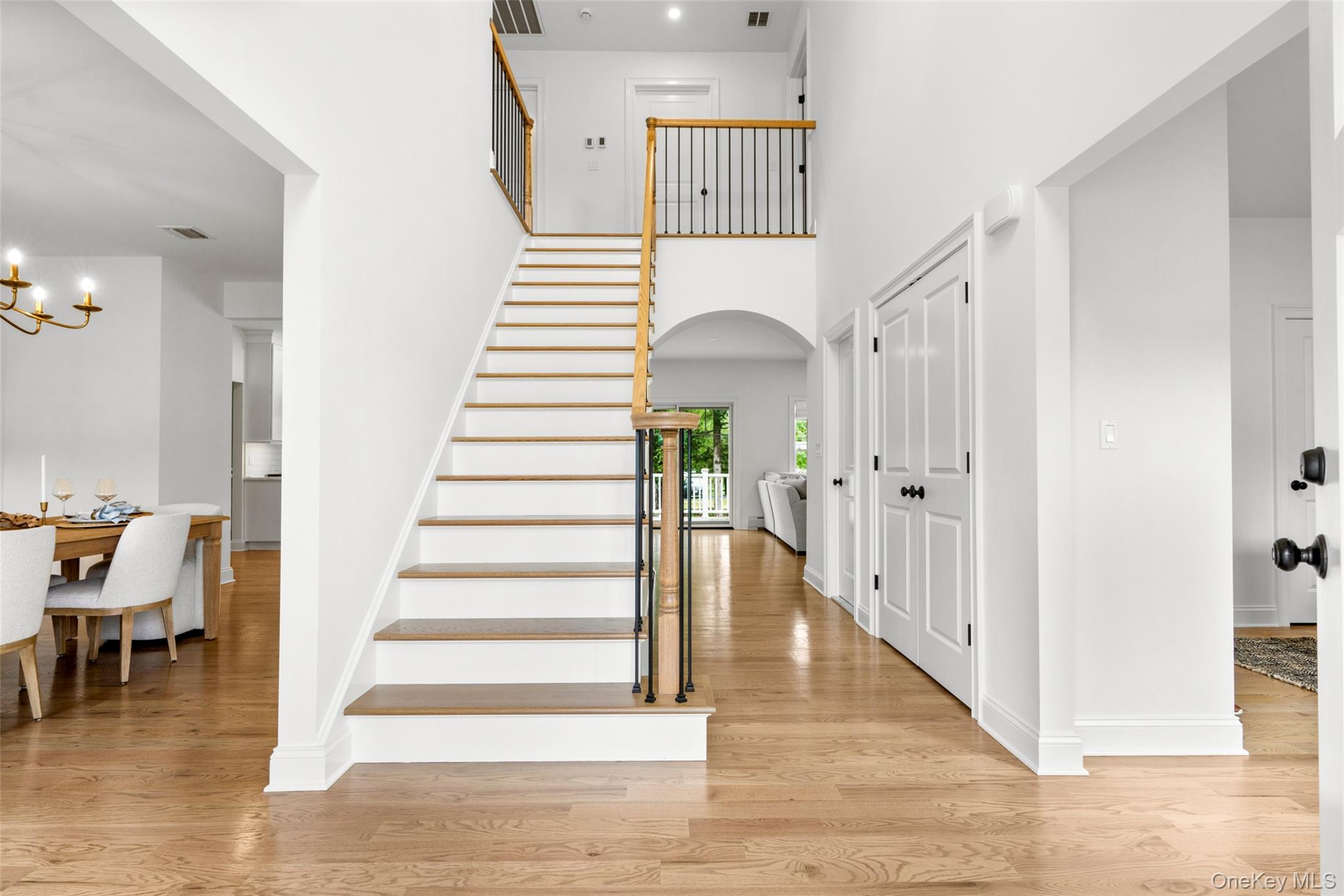 28 Pvt Del Regno Court, Blauvelt, NY 10913