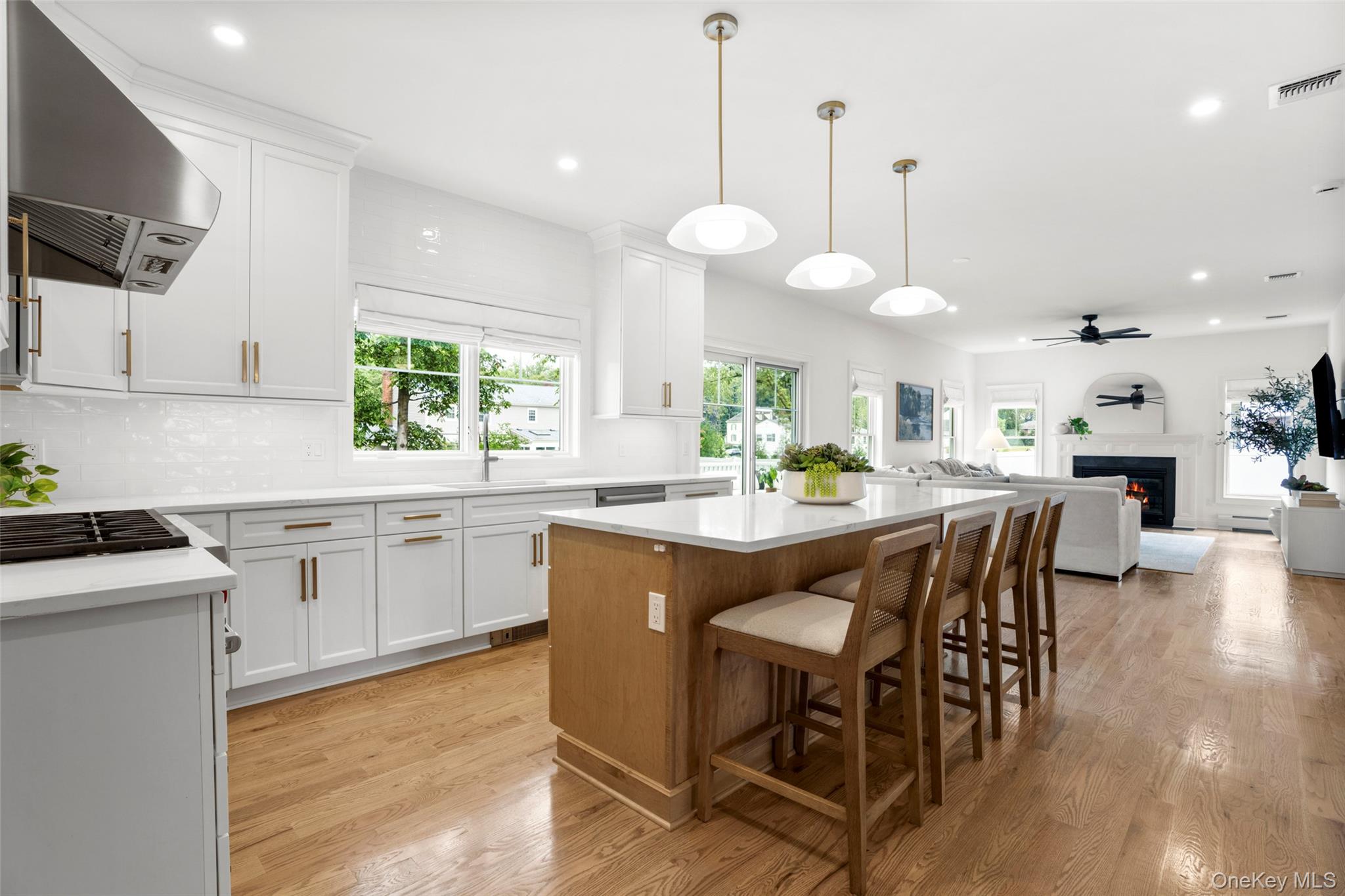 28 Pvt Del Regno Court, Blauvelt, NY 10913