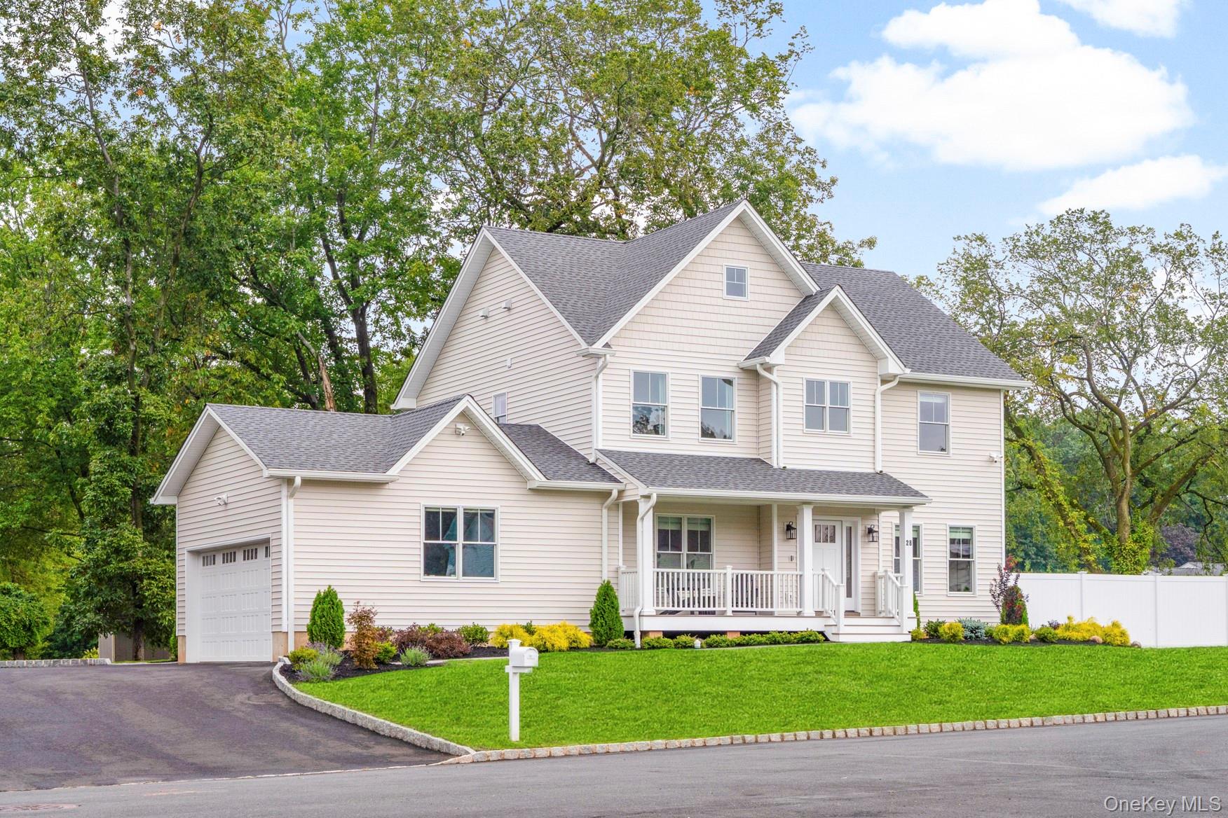 28 Pvt Del Regno Court, Blauvelt, NY 10913