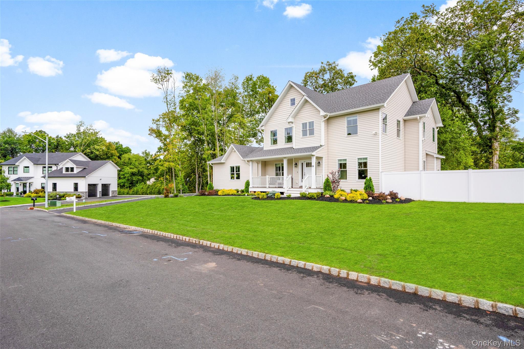 28 Pvt Del Regno Court, Blauvelt, NY 10913