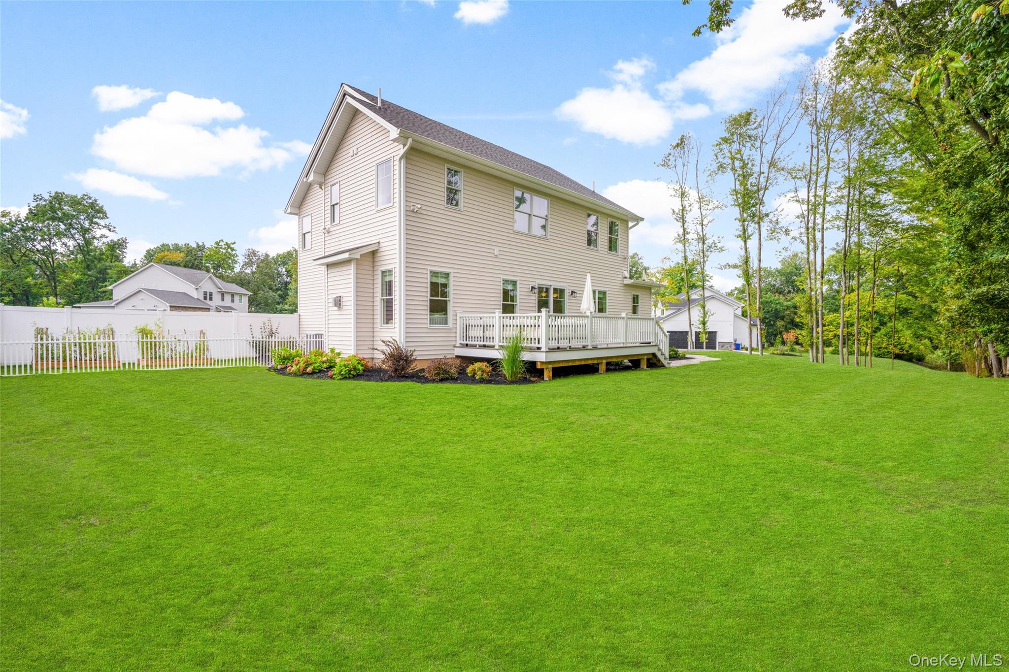 28 Pvt Del Regno Court, Blauvelt, NY 10913