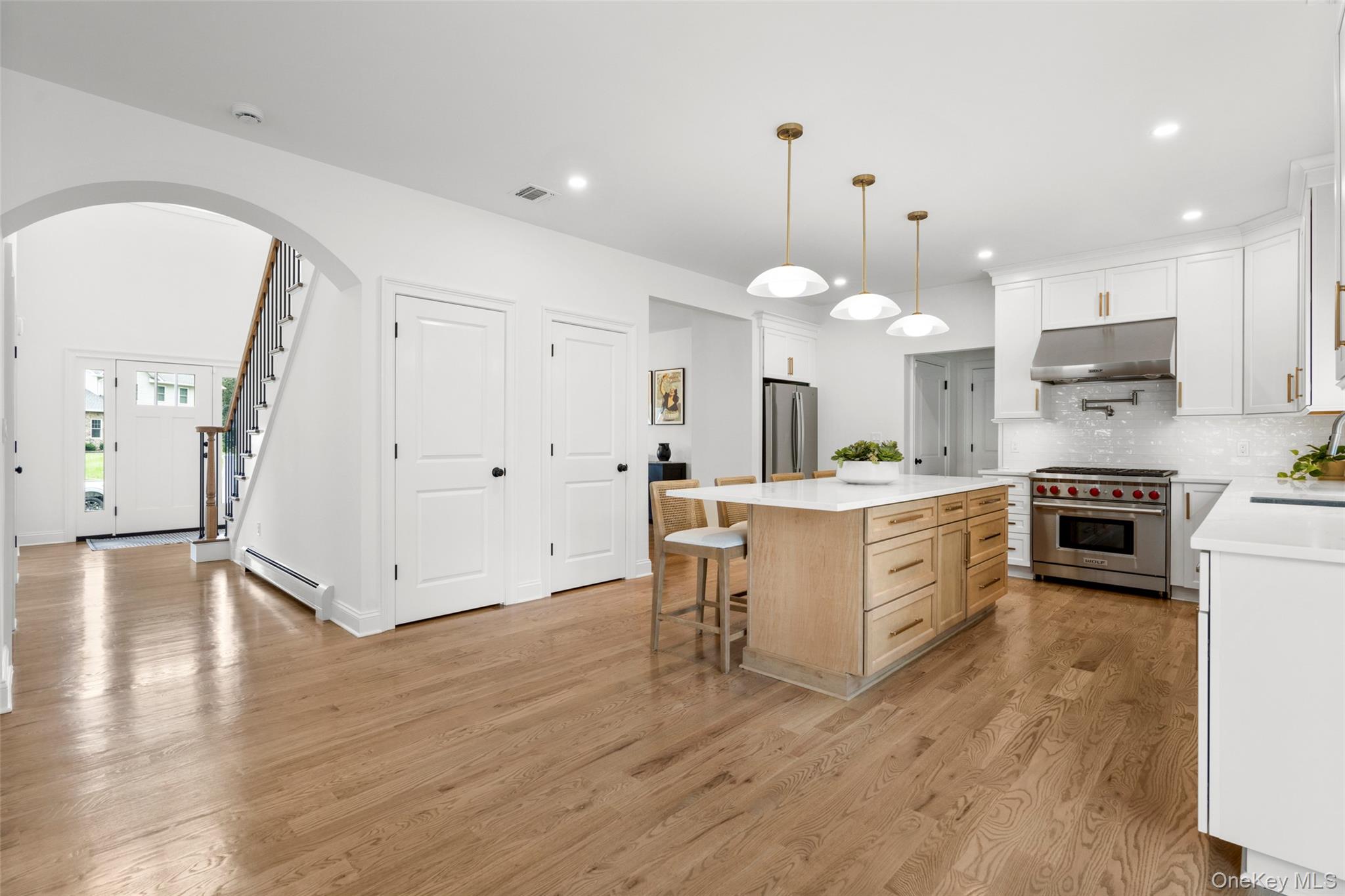 28 Pvt Del Regno Court, Blauvelt, NY 10913