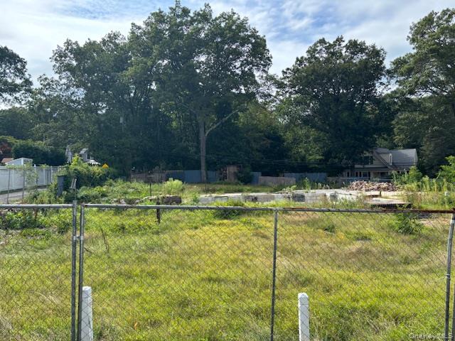 51 Wendover Drive, Huntington, NY