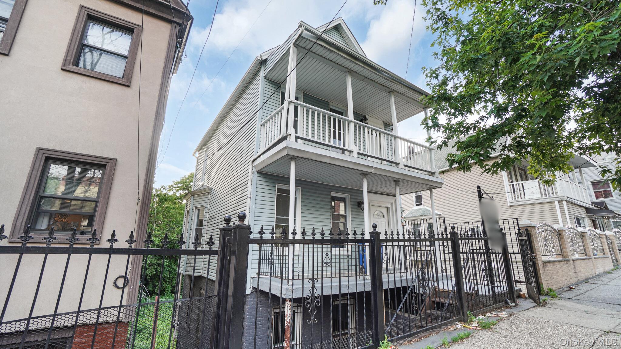 1513 Rosedale Avenue, Bronx, NY 10460