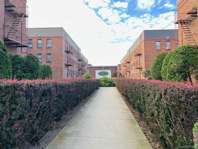 47-21 215 Place # 1C, Bayside, NY 11364