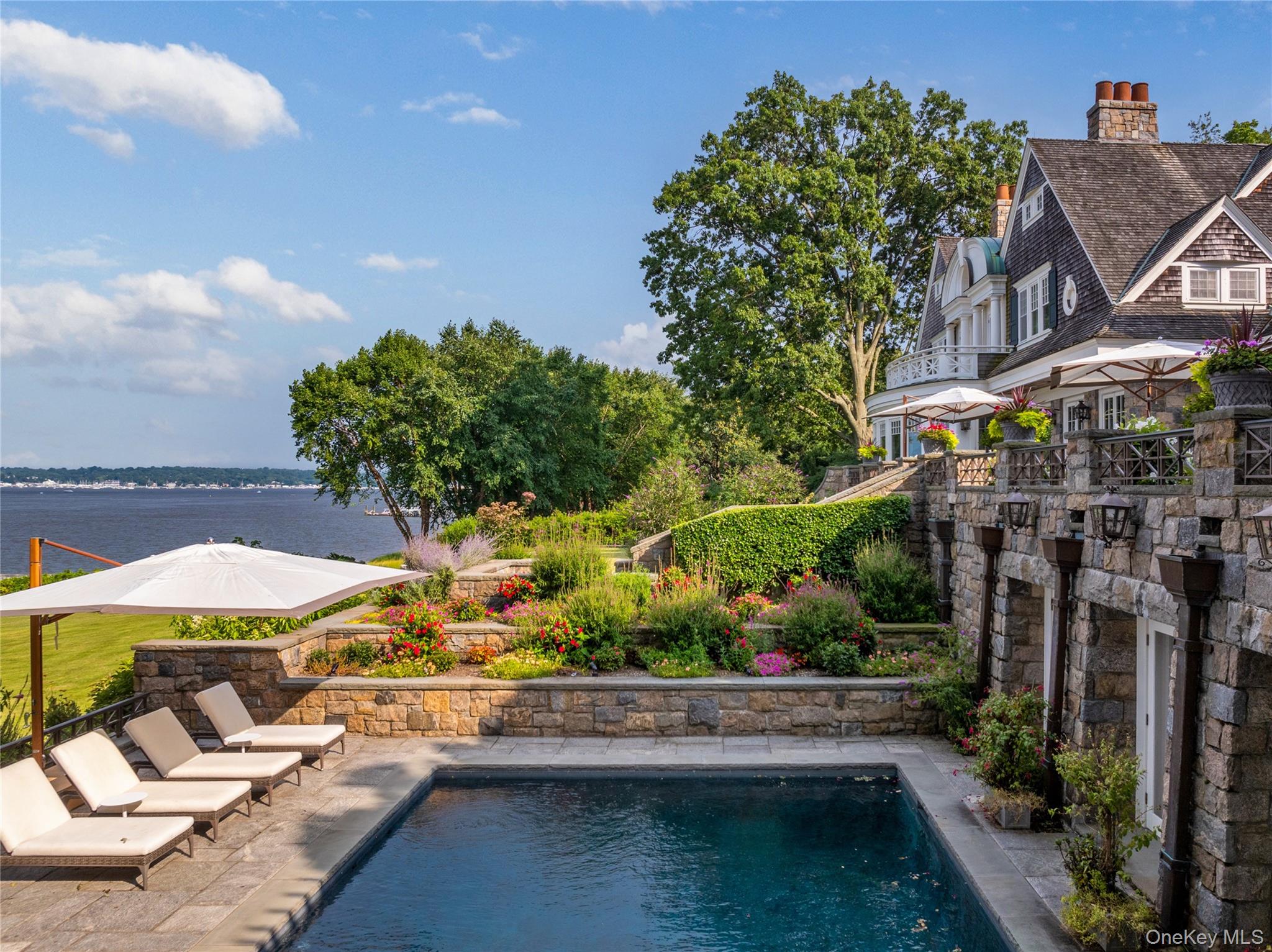 227 Dock Lane, Great Neck, NY 11024